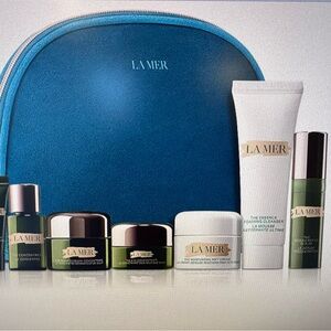 La Mer Skincare Set with Blue and Green Accents